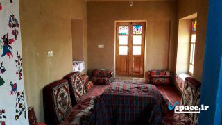 نمای اتاق اقامتگاه بوم گردی قلعه مهر توران - شاهرود - روستای قلعه بالا